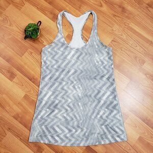 Lululemon Cool Racer Back Tank CRB Blazer Fossil Zig Zag Grey Sz 8 Luon Light